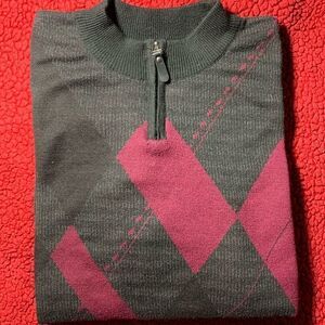 Black and Raspberry Zippered Sweater size Medium